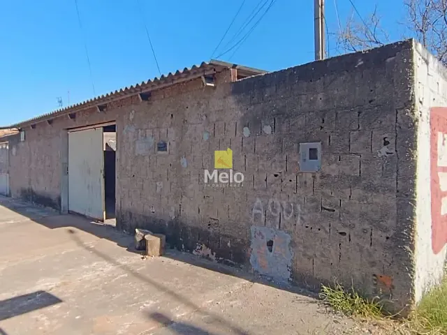 Casa com 448m² 7 quartos e 3 banheiros, à venda, no bairro Cidade Nova (Santa Maria) em Brasília
