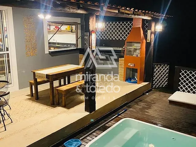 Casa com 90m² 2 quartos e 3 banheiros, à venda, no bairro Meaípe em Guarapari