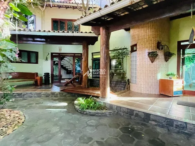 Casa com 864m², à venda ou para alugar, no bairro Candeias em Vitória da Conquista