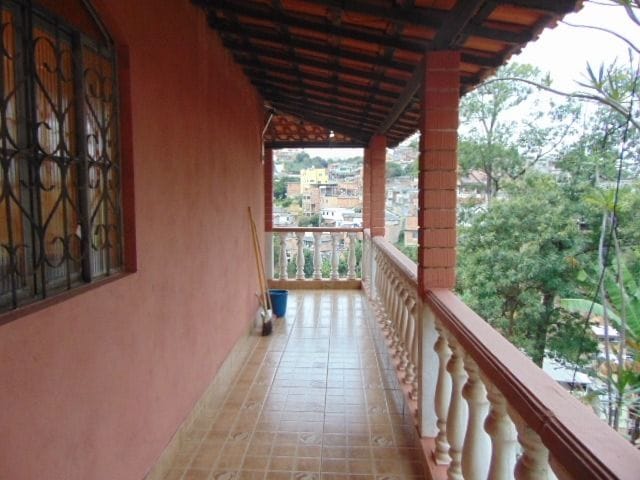 Casa com 192m² 2 quartos e 1 banheiro, à venda, no bairro Jardim Alvorada em Belo Horizonte