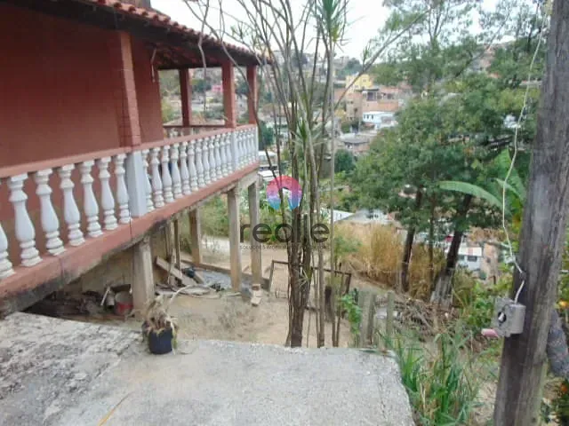 Casa com 192m² 2 quartos e 1 banheiro, à venda, no bairro Jardim Alvorada em Belo Horizonte