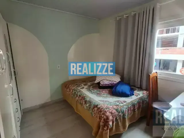 Casa 3 quartos e 1 banheiro, à venda, no bairro Centro em Marau