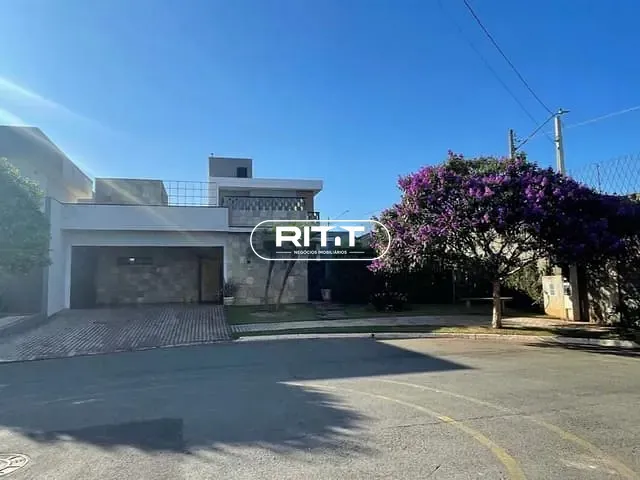 Casa com 250m² 3 quartos e 5 banheiros, à venda, no bairro Parque Orlândia em Hortolândia