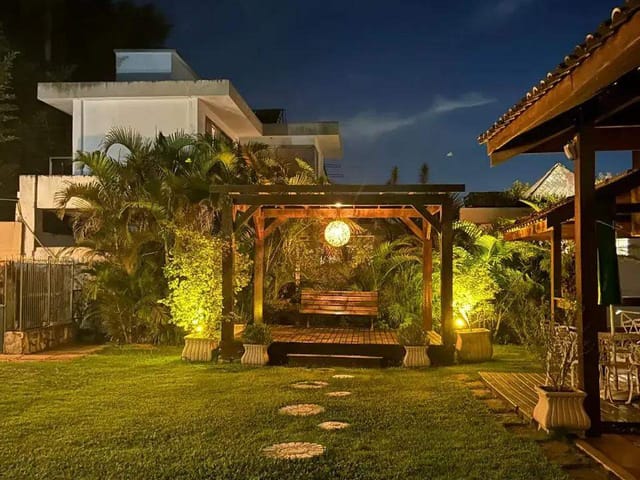 Casa com 1400m², à venda, no bairro Nogueira em Petrópolis