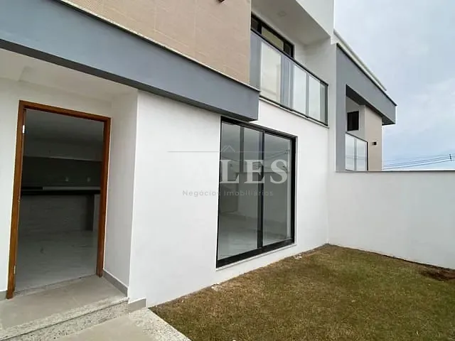Casa com 124m² 3 quartos e 3 banheiros, à venda, no bairro São Pedro em Juiz de Fora