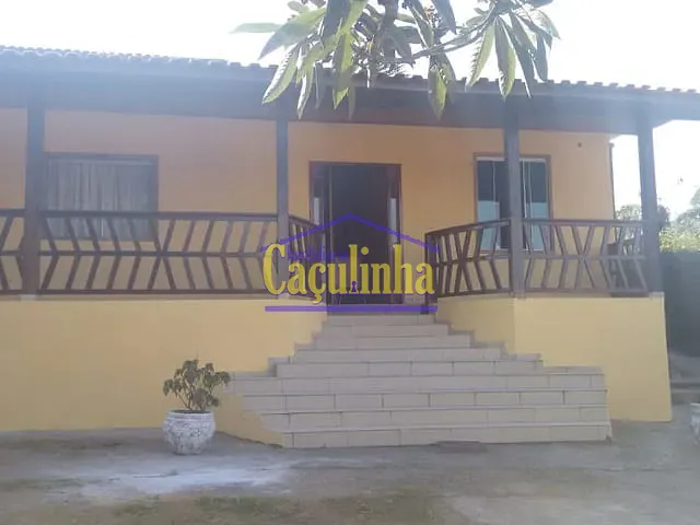 Casa com 200m² 7 quartos e 4 banheiros, à venda, no bairro Centro (Ipiabas) em Barra do Piraí