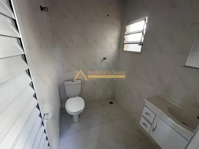 Casa com 100m² 2 quartos e 1 banheiro, para alugar, no bairro Vila Progresso em Jundiaí