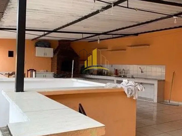 Casa com 241m² 3 quartos e 2 banheiros, à venda, no bairro Jardim Santa Terezinha em São Paulo