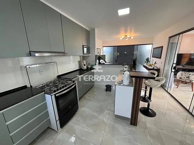 Casa com 173m² 3 quartos e 1 banheiro, à venda, no bairro Casa de Pedra em Volta Redonda