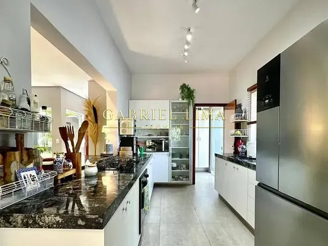 Casa 3 quartos e 4 banheiros, à venda, no bairro Loteamento Vale Azul I em Jundiaí