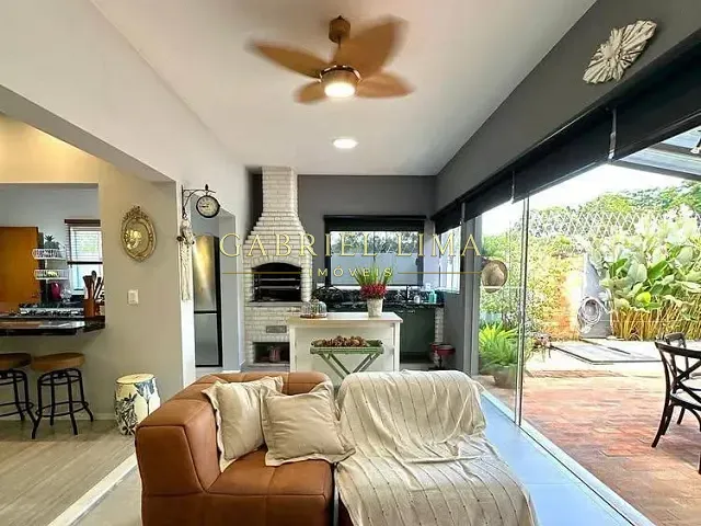 Casa 3 quartos e 4 banheiros, à venda, no bairro Loteamento Vale Azul I em Jundiaí