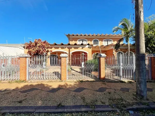 Casa com 600m² 4 quartos e 7 banheiros, à venda, no bairro Jardim São Paulo em Rio Claro