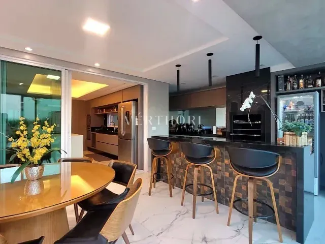 Casa com 417m² 3 quartos e 5 banheiros, à venda, no bairro Terras de Santana em Londrina