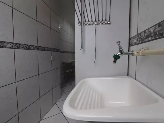 Casa 2 quartos e 1 banheiro, à venda, no bairro Jardim Stella em Santo André