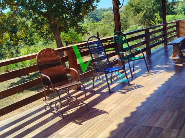 Casa com 1200m² 3 quartos e 2 banheiros, à venda, no bairro zona rural em Abadiânia