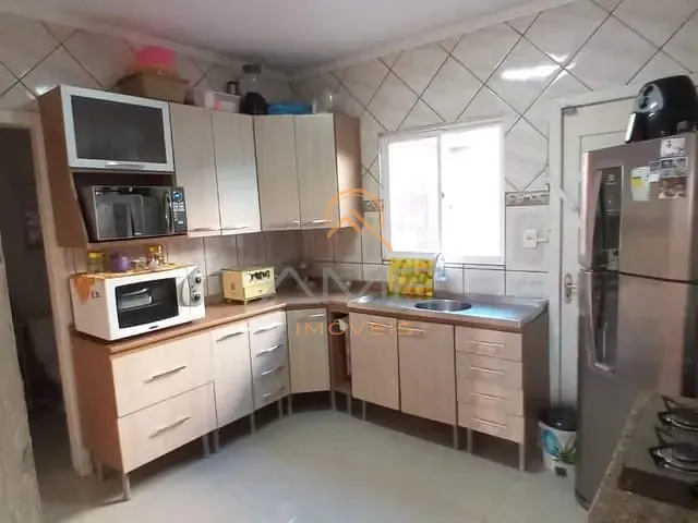 Casa com 176m² 3 quartos e 2 banheiros, à venda, no bairro Fragata em Pelotas