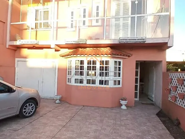 Casa com 176m² 3 quartos e 2 banheiros, à venda, no bairro Fragata em Pelotas