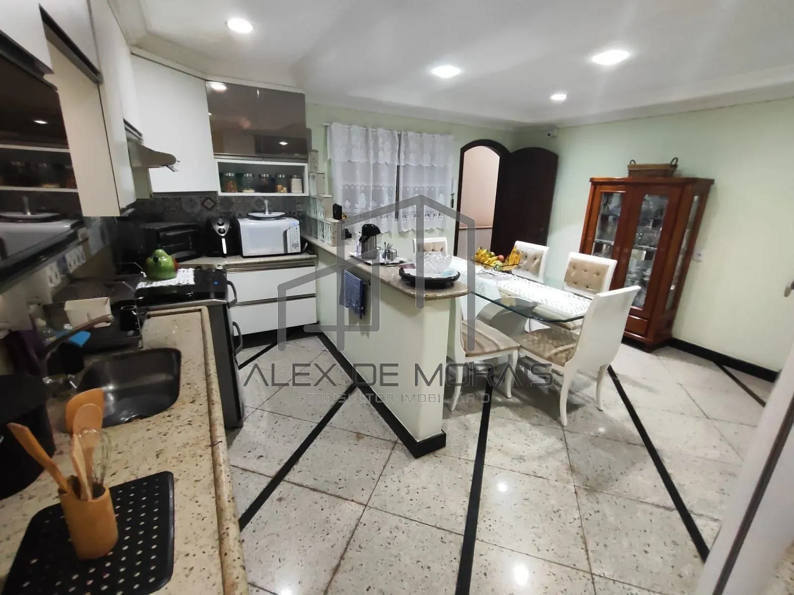 Casa, 3 quartos, 650 m² - Foto 1