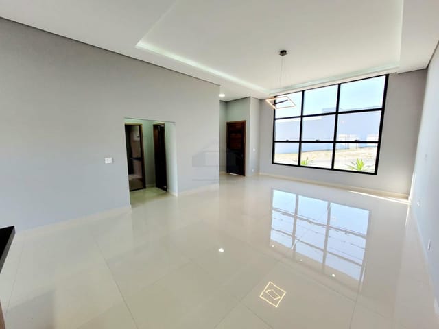 Casa com 300m² 3 quartos e 3 banheiros, à venda, no bairro Colinas de Indaiatuba em Indaiatuba