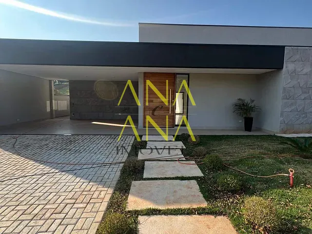 Casa com 600m² 3 quartos e 5 banheiros, à venda, no bairro Condomínio Terras de Santa Cruz em Bragança Paulista