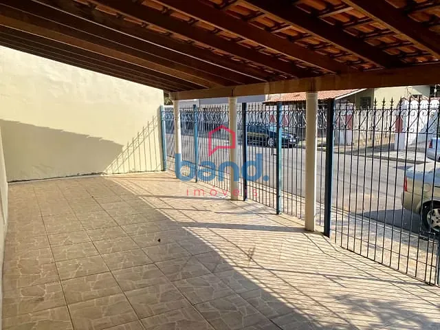 Casa com 200m² 2 quartos e 2 banheiros, à venda, no bairro Conjunto Habitacional Agostinho Alcala em Porto Feliz