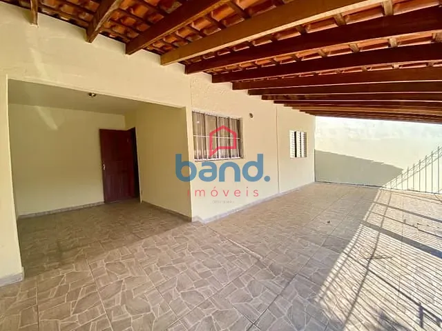 Casa com 200m² 2 quartos e 2 banheiros, à venda, no bairro Conjunto Habitacional Agostinho Alcala em Porto Feliz
