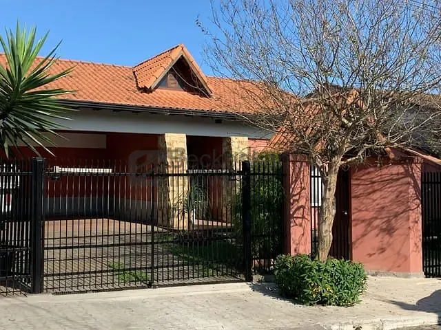 Casa com 432m² 3 quartos e 5 banheiros, à venda, no bairro Jardim Europa em Volta Redonda