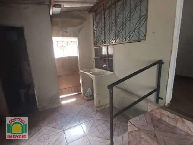 Casa com 340m² 5 quartos e 3 banheiros, à venda, no bairro Setor Central em Anápolis