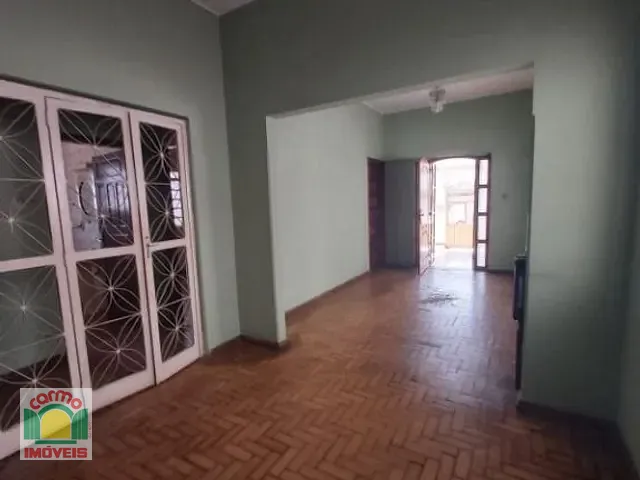 Casa com 340m² 5 quartos e 3 banheiros, à venda, no bairro Setor Central em Anápolis