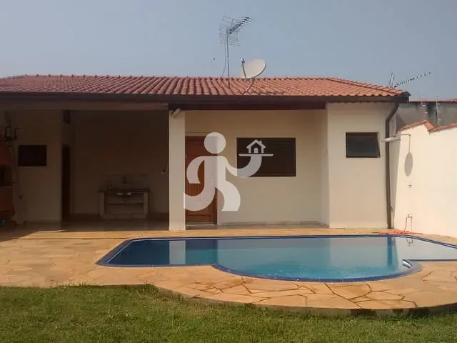 Casa com 290m² 1 quarto e 2 banheiros, à venda, no bairro Santa Mônica em São Pedro