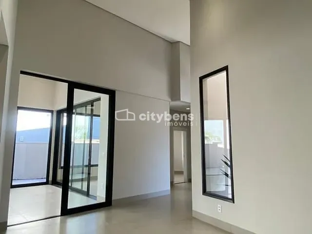Casa 3 quartos e 5 banheiros, à venda, no bairro Condomínio Vila Toscana em Araçatuba