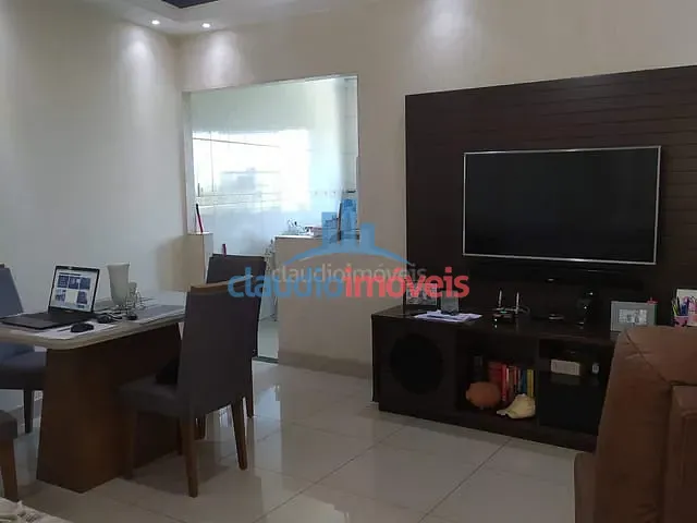 Casa com 360m² 3 quartos e 2 banheiros, à venda, no bairro Moinho de Vento em Barra Mansa