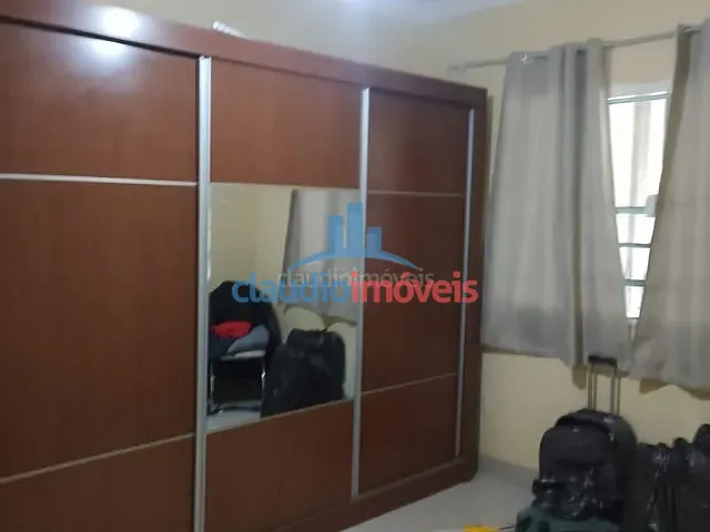 Casa com 360m² 3 quartos e 2 banheiros, à venda, no bairro Moinho de Vento em Barra Mansa