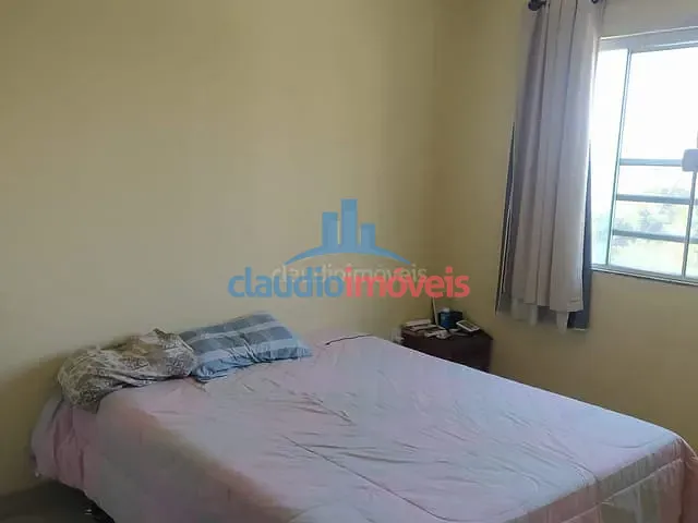 Casa com 360m² 3 quartos e 2 banheiros, à venda, no bairro Moinho de Vento em Barra Mansa