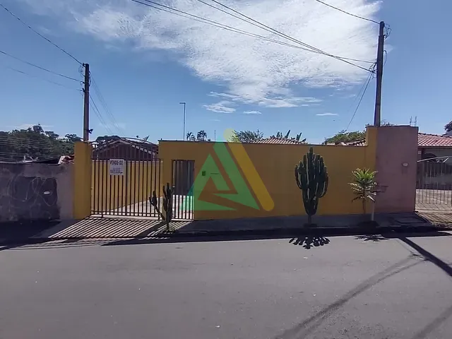 Casa com 300m² 4 quartos e 3 banheiros, à venda, no bairro Vila Bordignon em Mogi Mirim