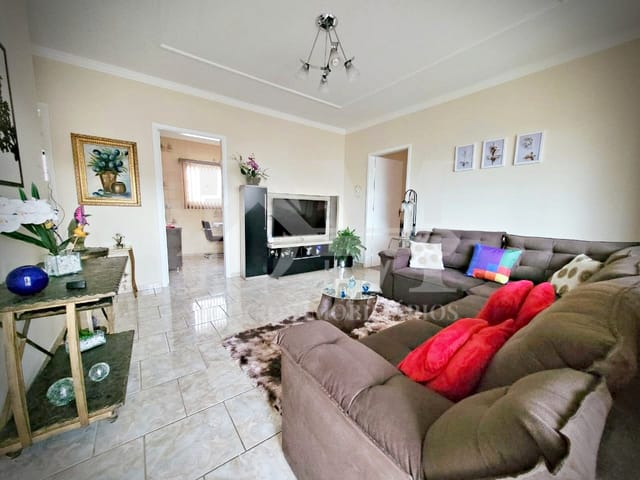 Casa 4 quartos e 1 banheiro, à venda, no bairro Nossa Senhora de Fátima em Jaguariaíva
