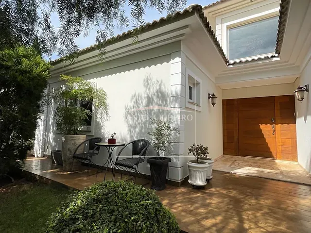 Casa com 501m² 4 quartos e 5 banheiros, à venda, no bairro Recanto do Salto em Londrina