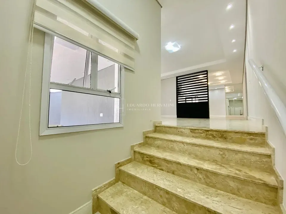 Casa, 4 quartos, 220 m² - Foto 8