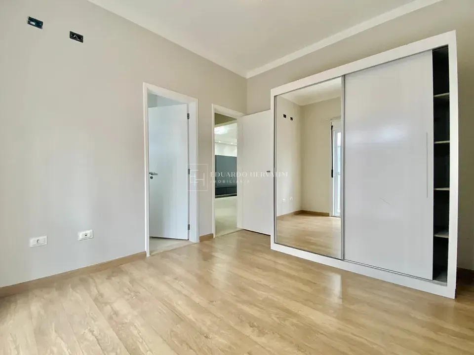Casa, 4 quartos, 220 m² - Foto 9