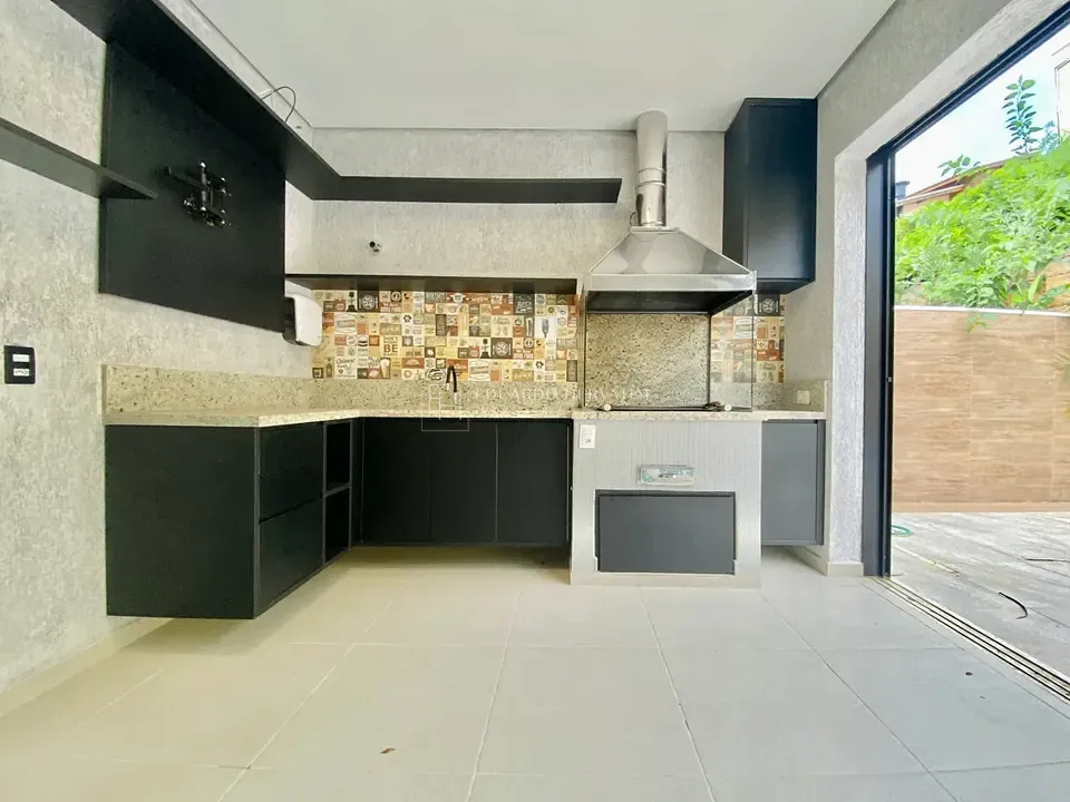 Casa, 4 quartos, 220 m² - Foto 10