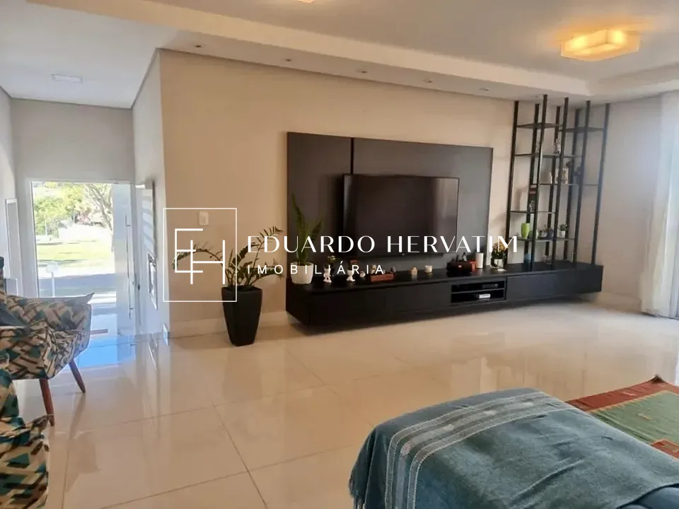 Casa, 4 quartos, 220 m² - Foto 2