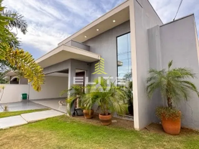 Casa com 439m² 3 quartos e 4 banheiros, à venda, no bairro Vila Rica em Sorriso