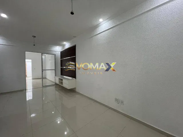 Casa 2 quartos e 1 banheiro, à venda ou para alugar, no bairro Vila Progresso em Itapetininga