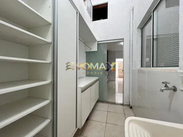 Casa 2 quartos e 1 banheiro, à venda ou para alugar, no bairro Vila Progresso em Itapetininga