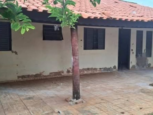 Casa com 267m² 2 quartos e 1 banheiro, à venda, no bairro Residencial Atenas em Birigui