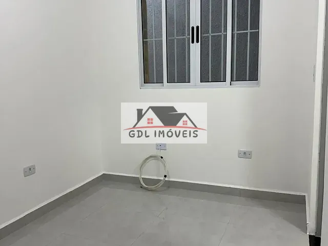 Casa 1 quarto e 2 banheiros, para alugar, no bairro Cidade Patriarca em São Paulo