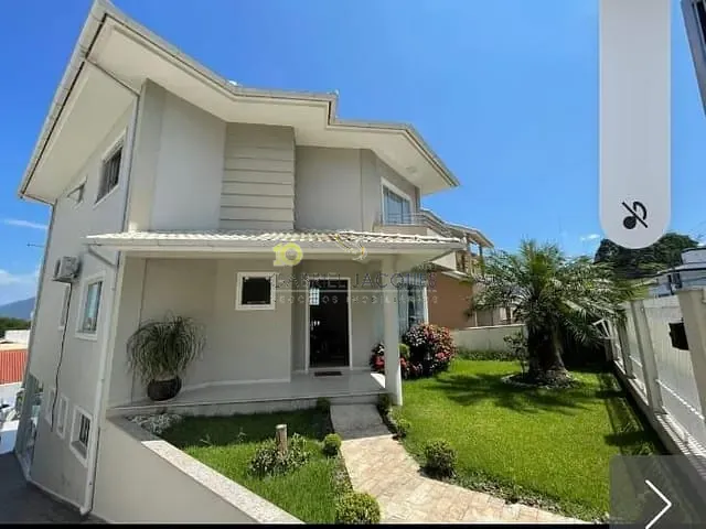 Casa com 364m² 3 quartos e 5 banheiros, à venda, no bairro Cidade Universitária Pedra Branca em Palhoça
