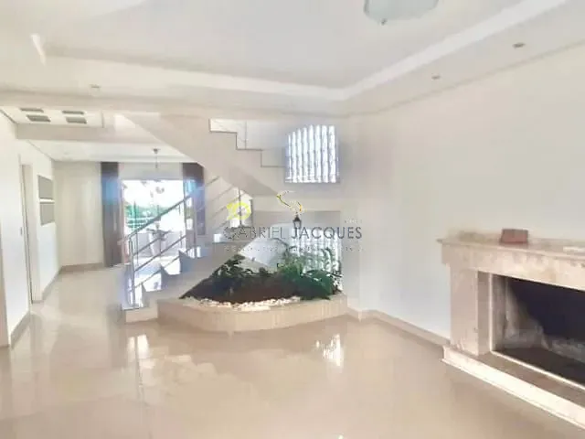 Casa com 364m² 3 quartos e 5 banheiros, à venda, no bairro Cidade Universitária Pedra Branca em Palhoça