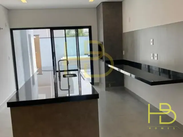 Casa 3 quartos e 4 banheiros, à venda, no bairro Éden em Sorocaba