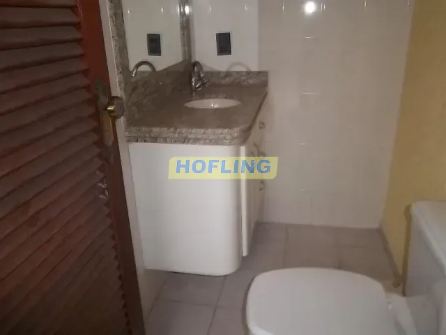 Casa com 250m² 3 quartos e 1 banheiro, à venda, no bairro Jardim Bom Sucesso em Santa Gertrudes